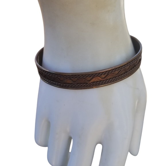 VINTAGE SERENTINE WAVE & ROPE DESIGN COPPER CUFF BRACELET - Picture 1 of 6